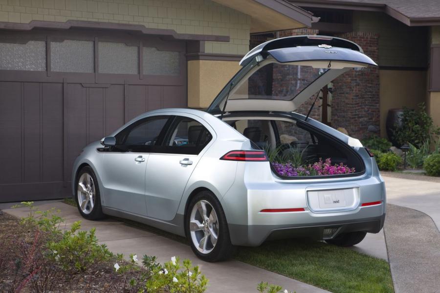  Chevrolet Volt 2011 года  (фото 24 из 356)